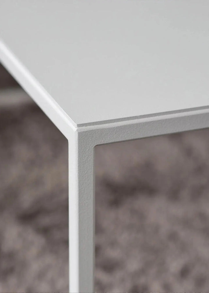 Devana fyrkantigt soffbord i metall