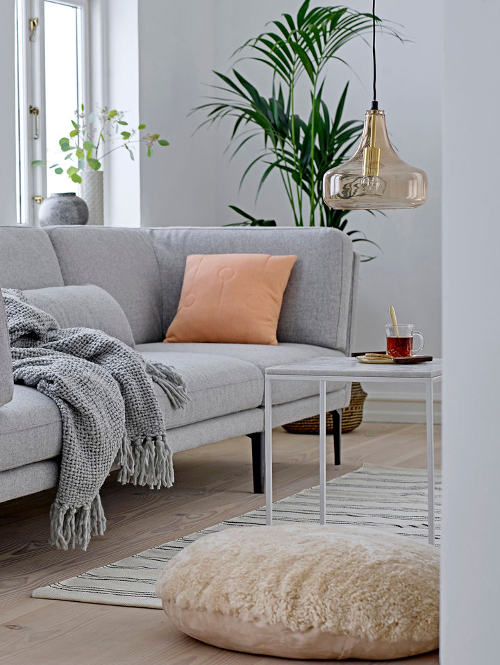 Yuser Pendel, Brun, Glas