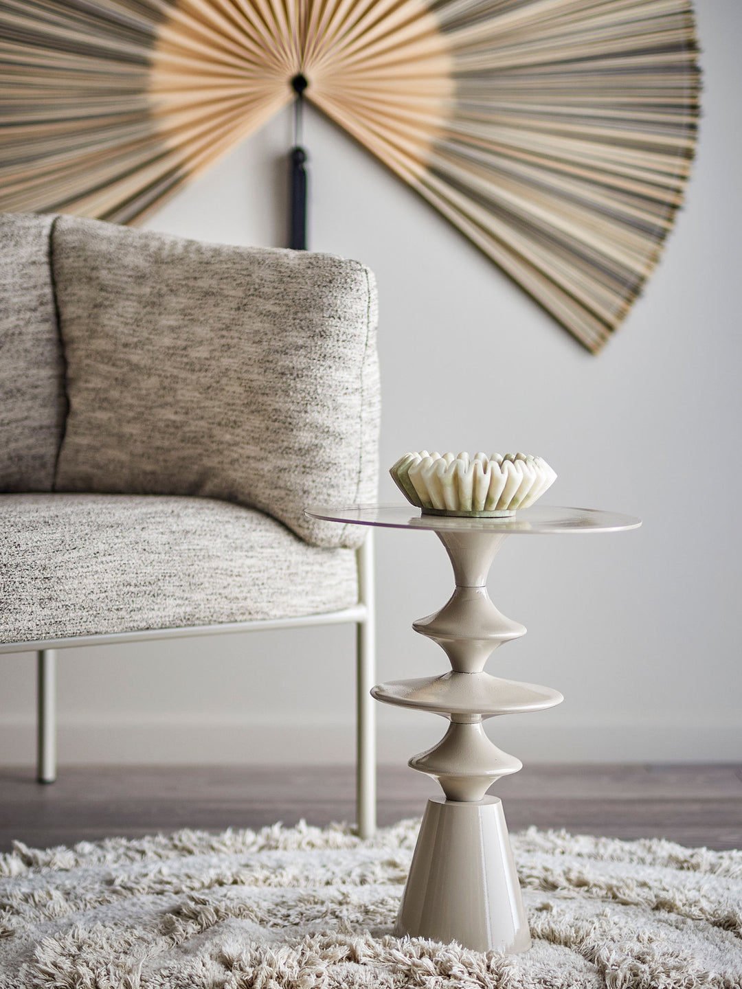 Samio Sidebord, Natur, Aluminium