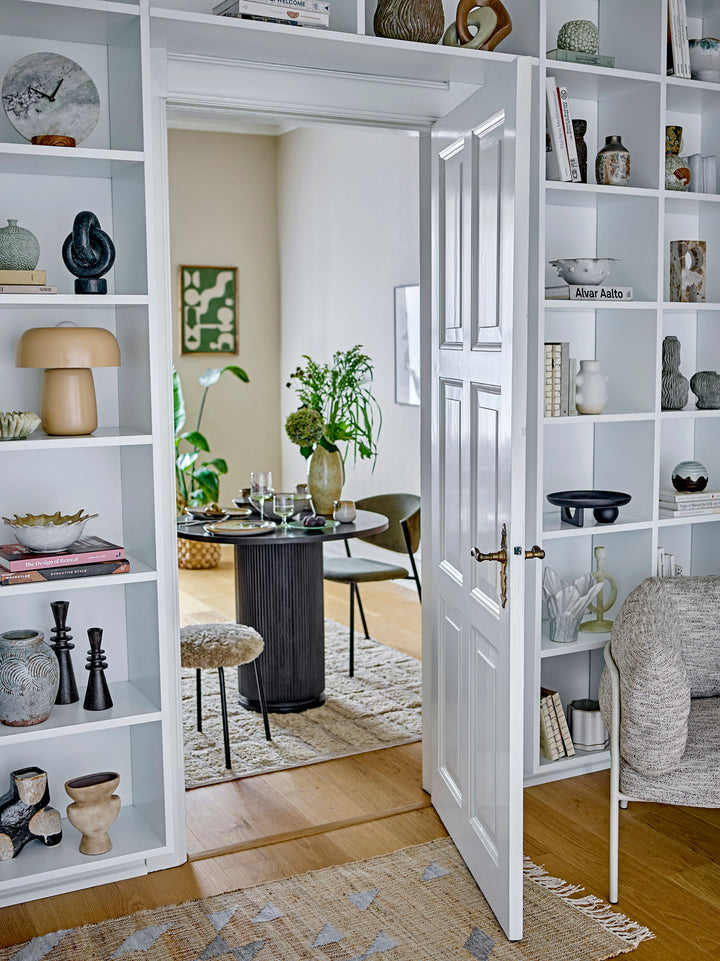 Ylva Bordlampe, Natur, Metal