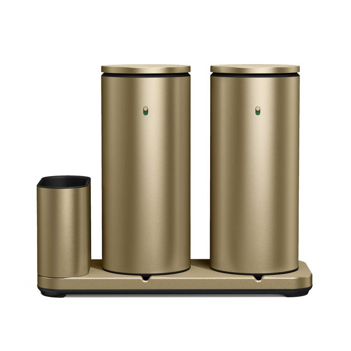 simplehuman 414ml dobbelt genopladelig sensorpumpe med holder i badeværelset