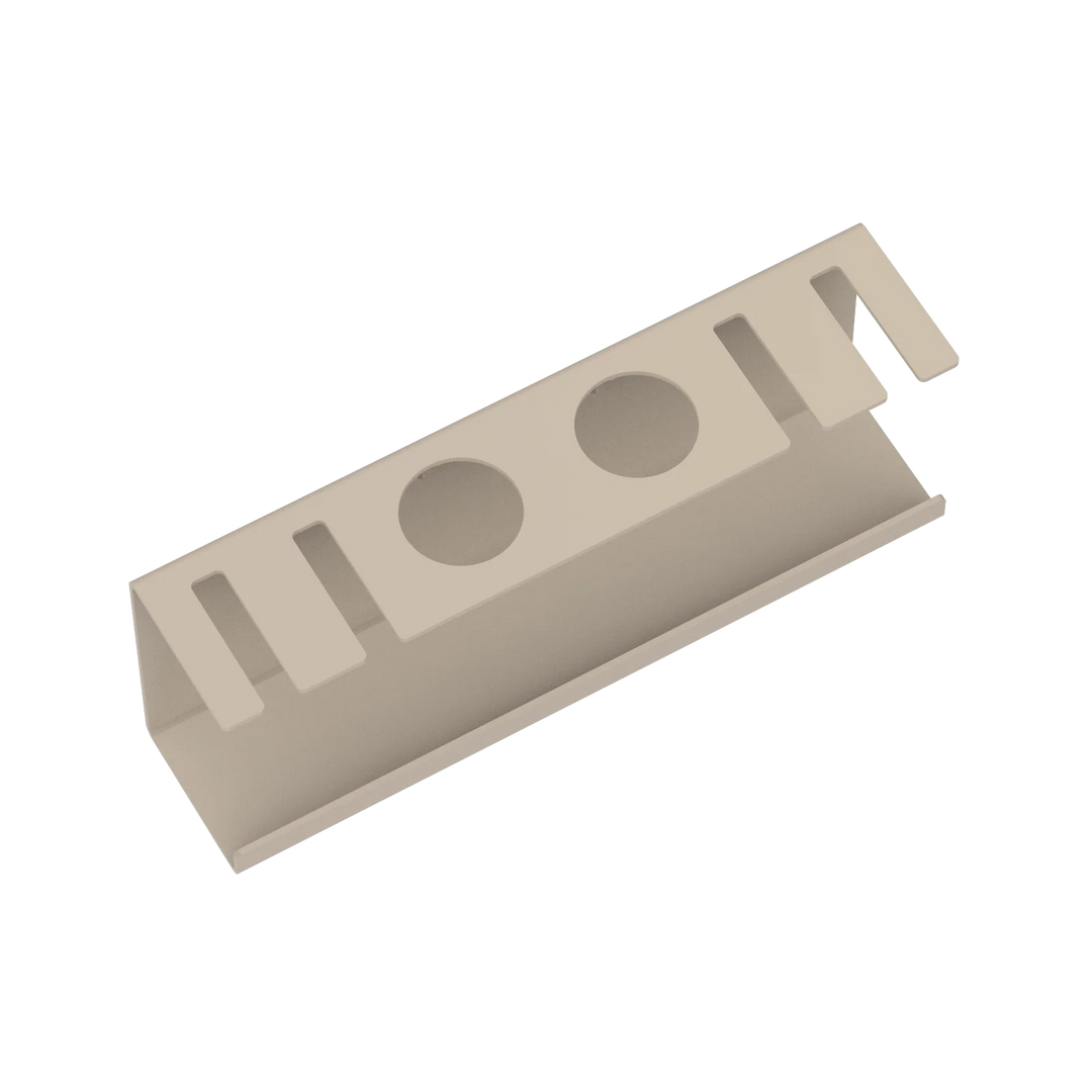 Detaljebillede af SEVILLA tandbørsteholder – robust rustfrit stål med mat overflade