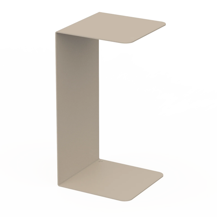 Detaljebillede af VALENCIA bord – robust konstruktion i 4 mm galvaniseret stål