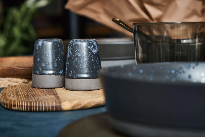 RAW Nordic Black - salt/peppar set